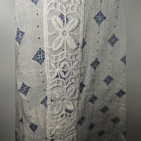 Bohemian Style White Blouse with Blue Diamonds - Picture 3 of 4